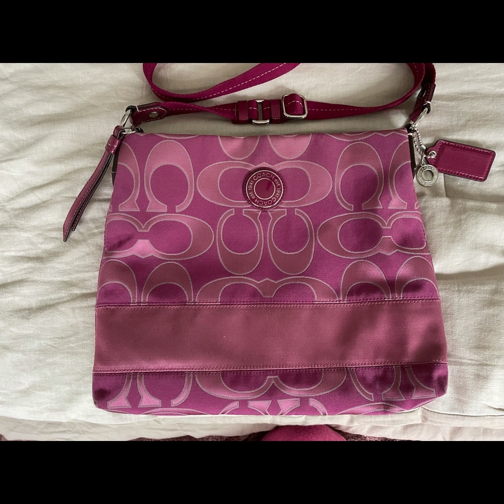 Coach crossbody messenger bag